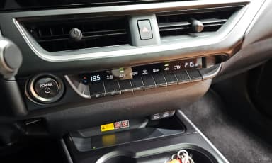 UX250h