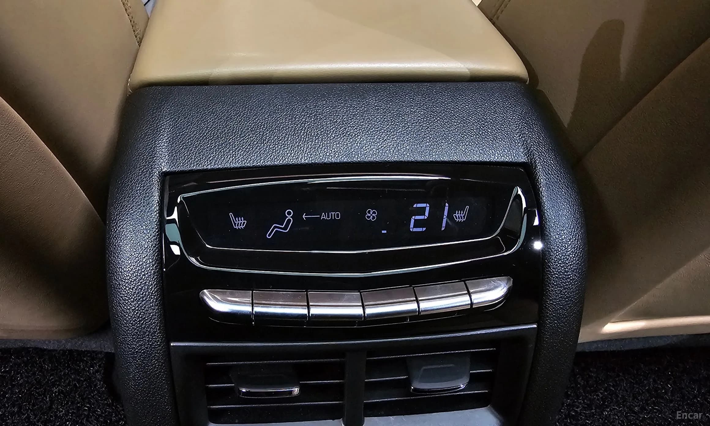 XT5