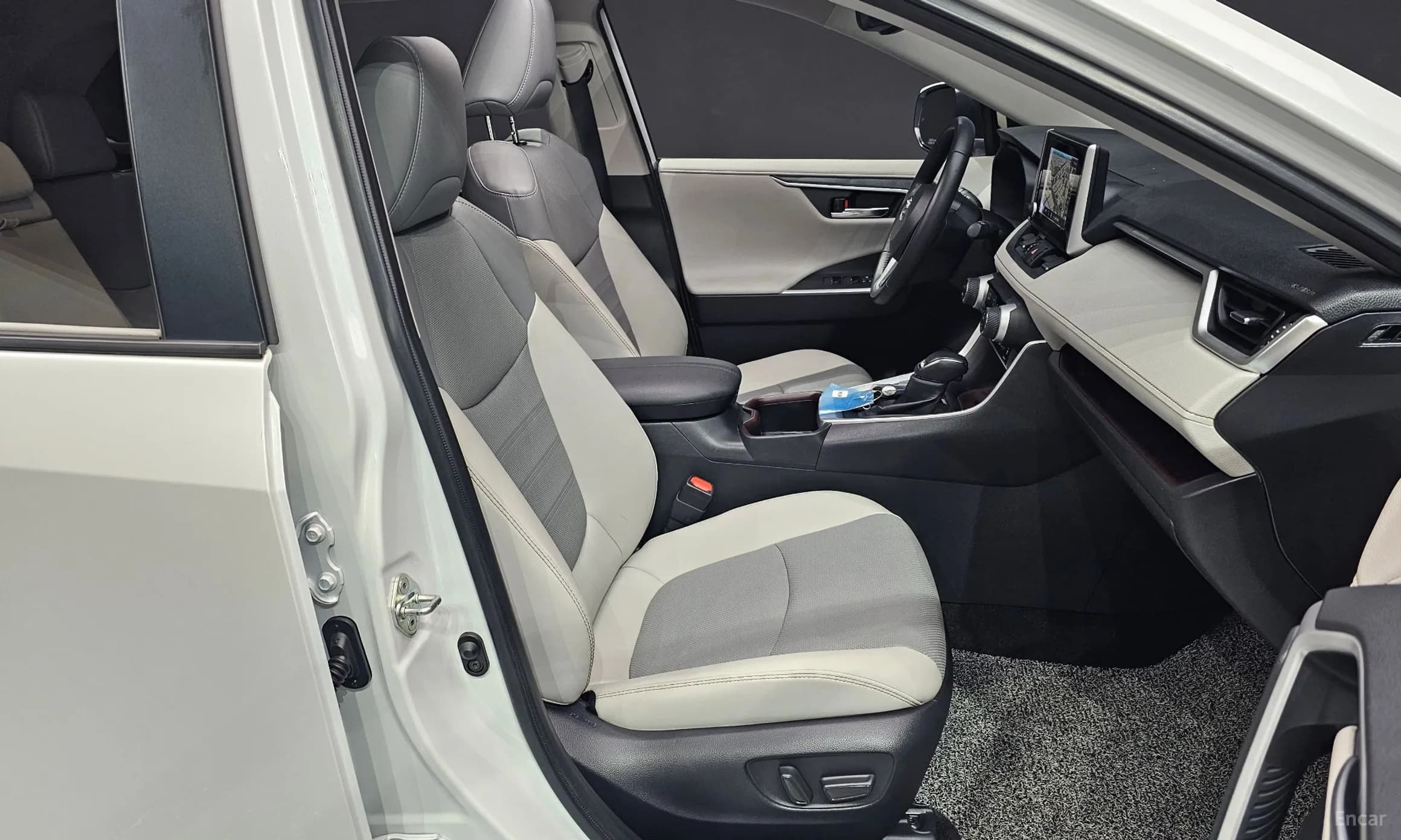 RAV4 5th Generation