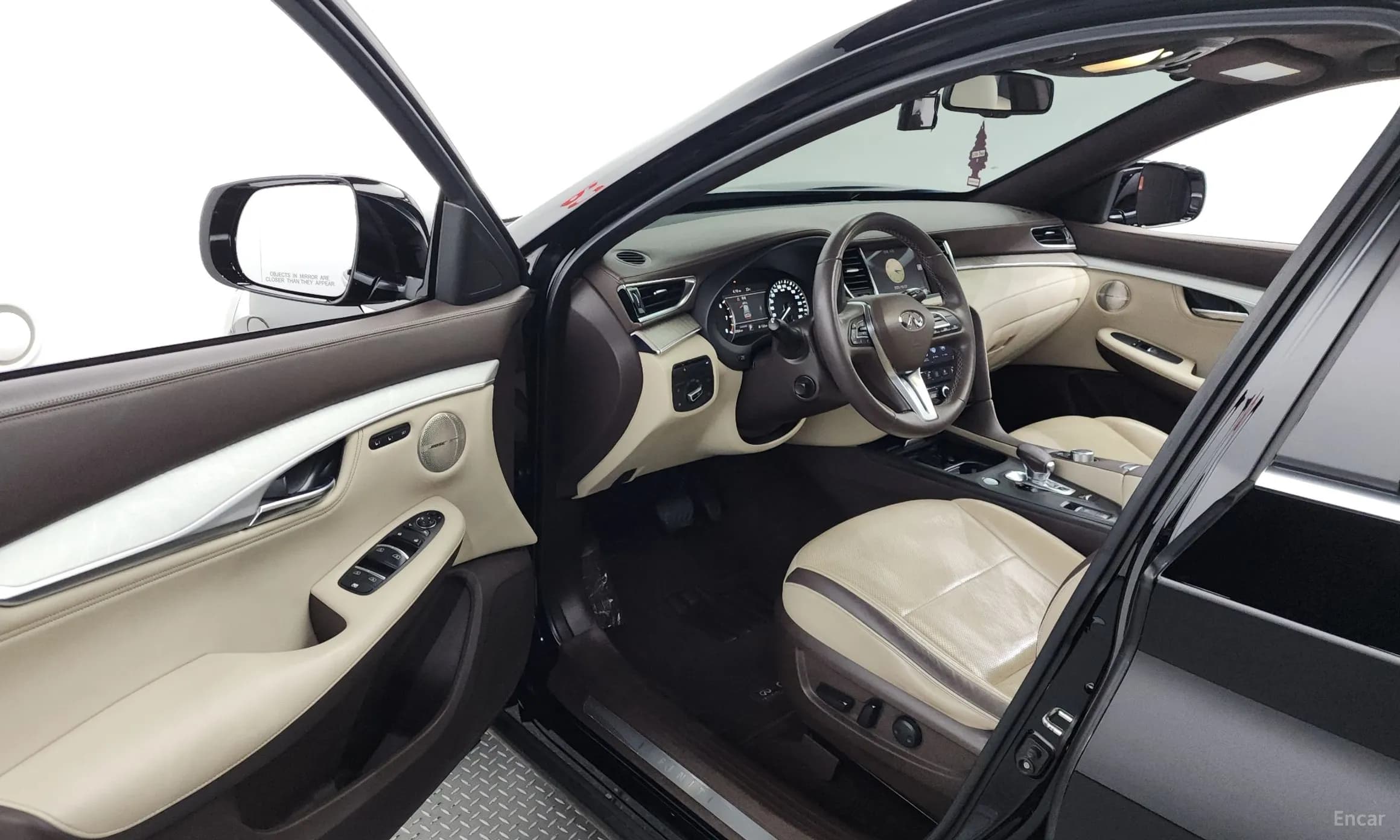 QX50 (P71A)