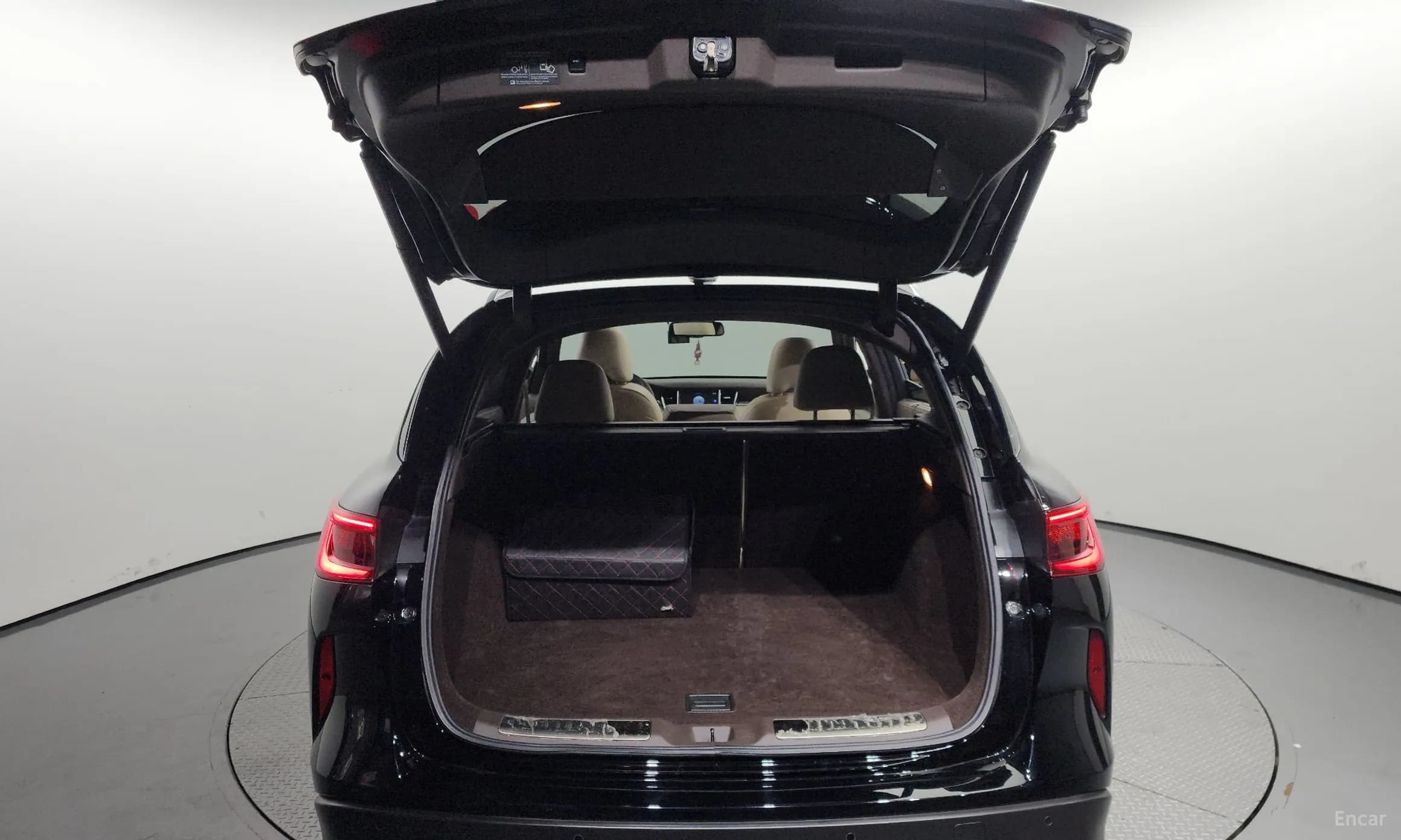 QX50 (P71A)