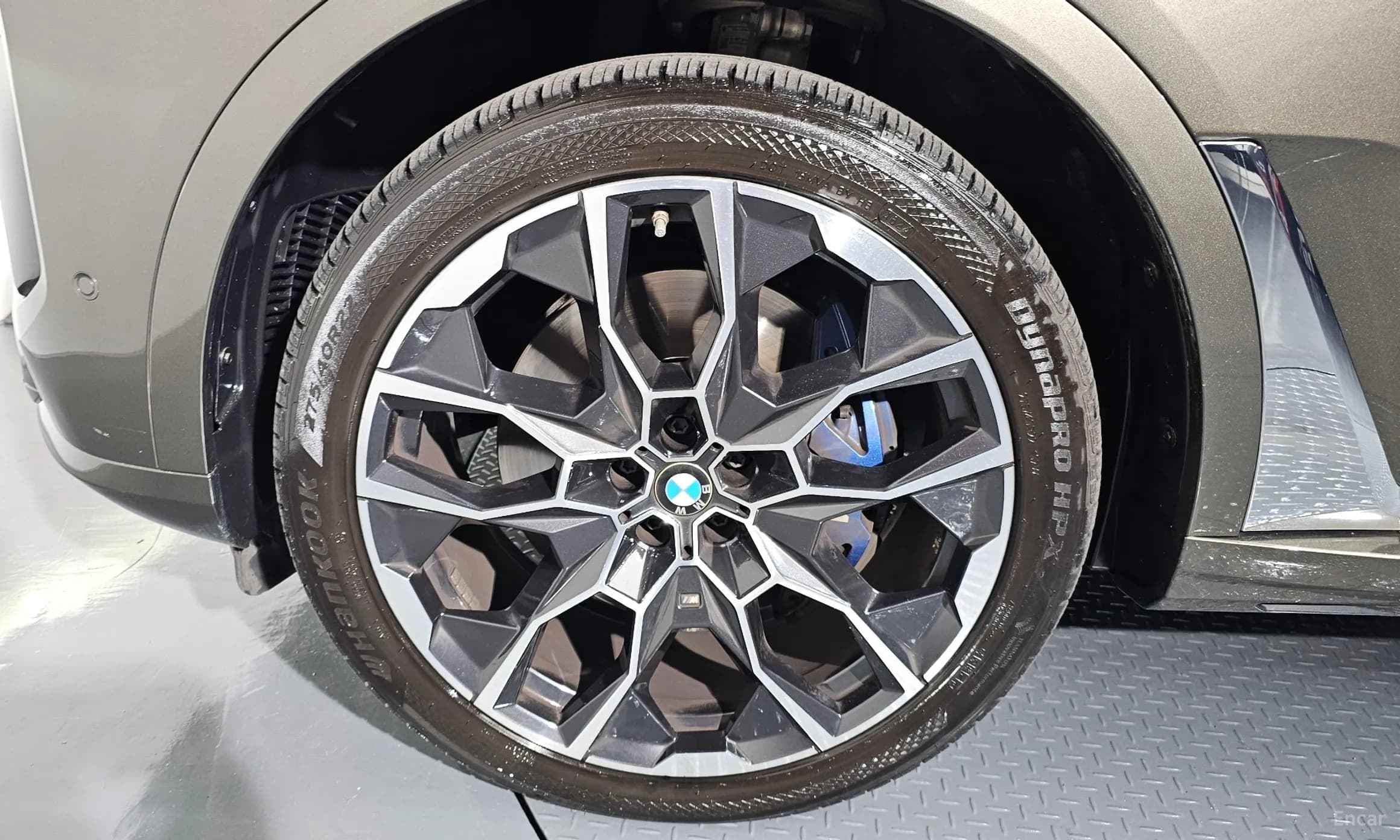 X7 (G07)