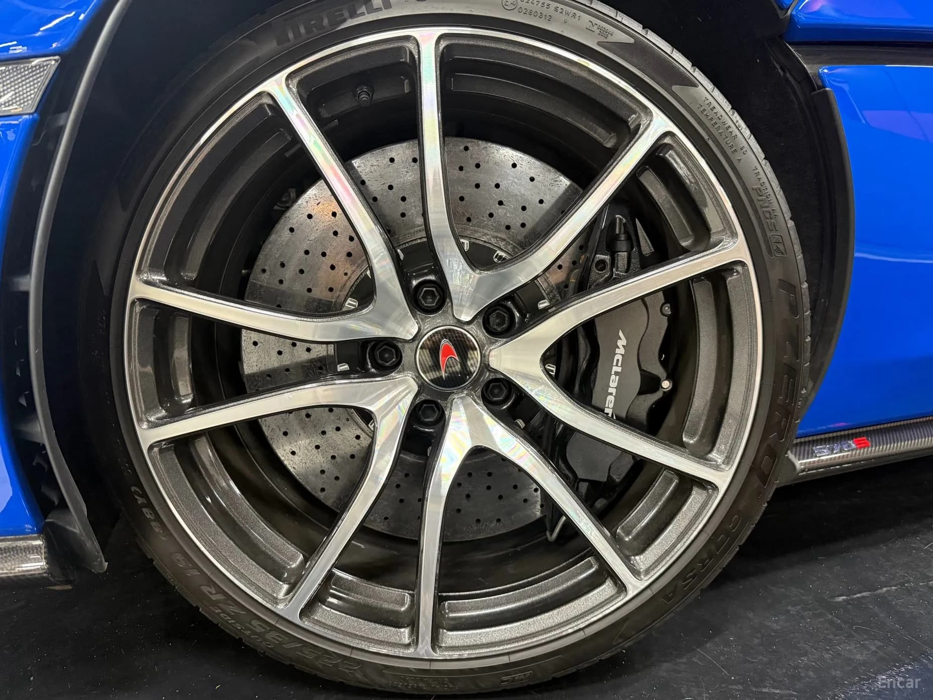 570S