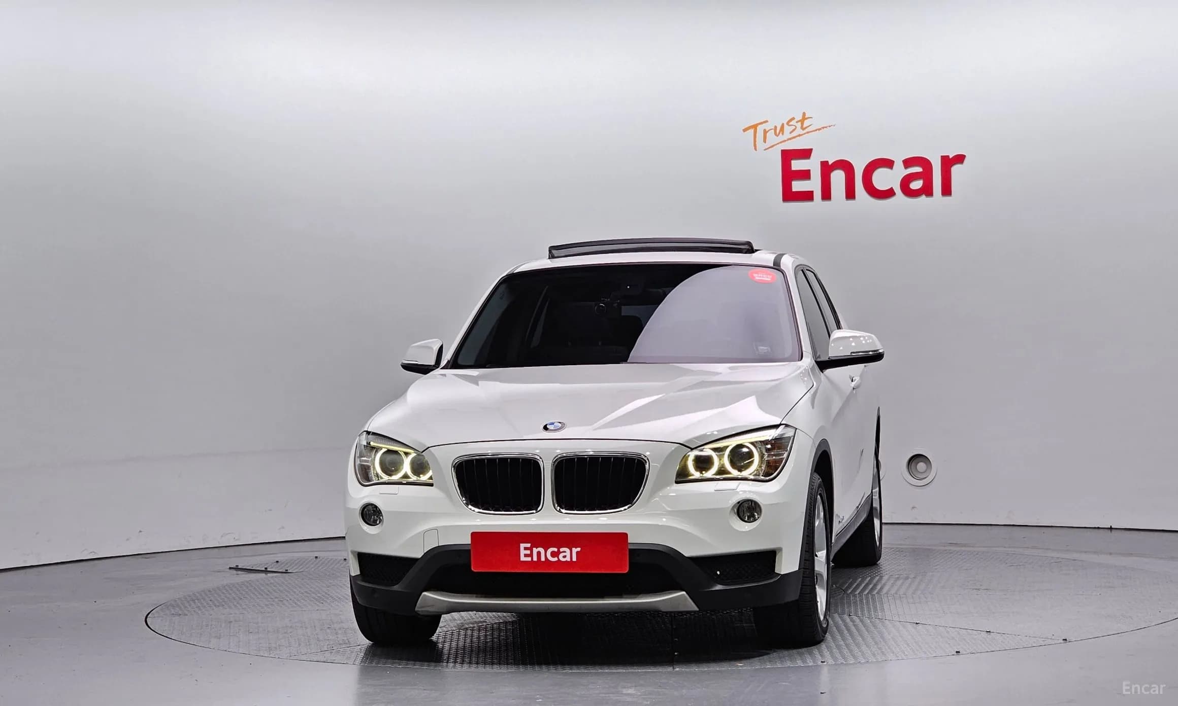 X1 (E84)