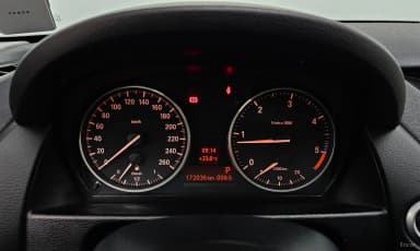 X1 (E84)