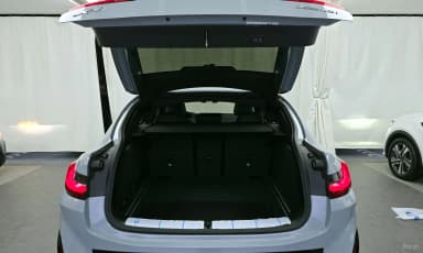 X4 (G02)