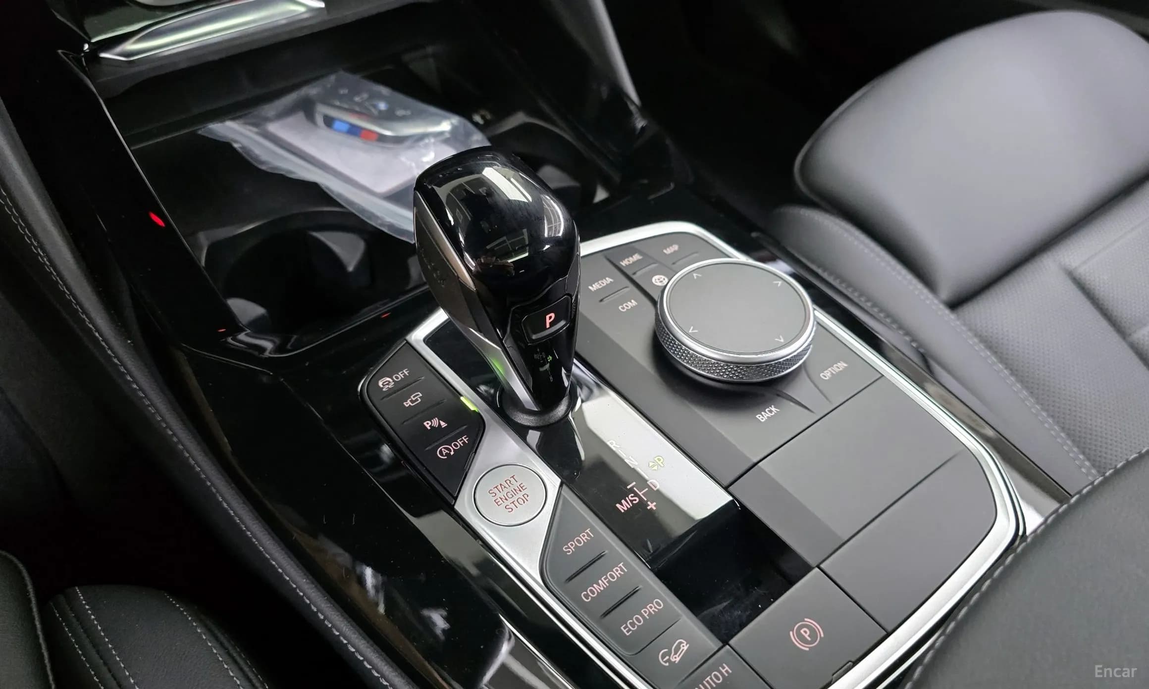 X4 (G02)
