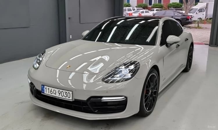 Panamera (971)