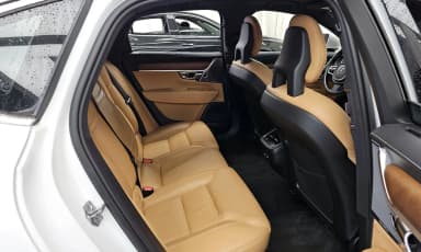 S90