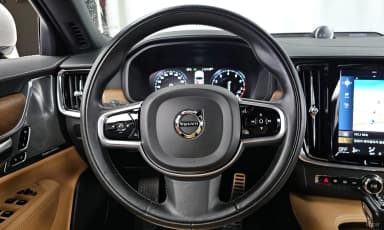 S90