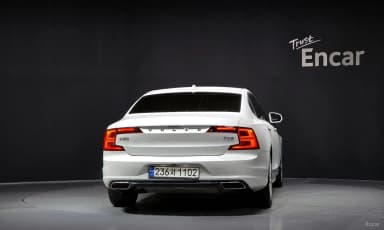 S90