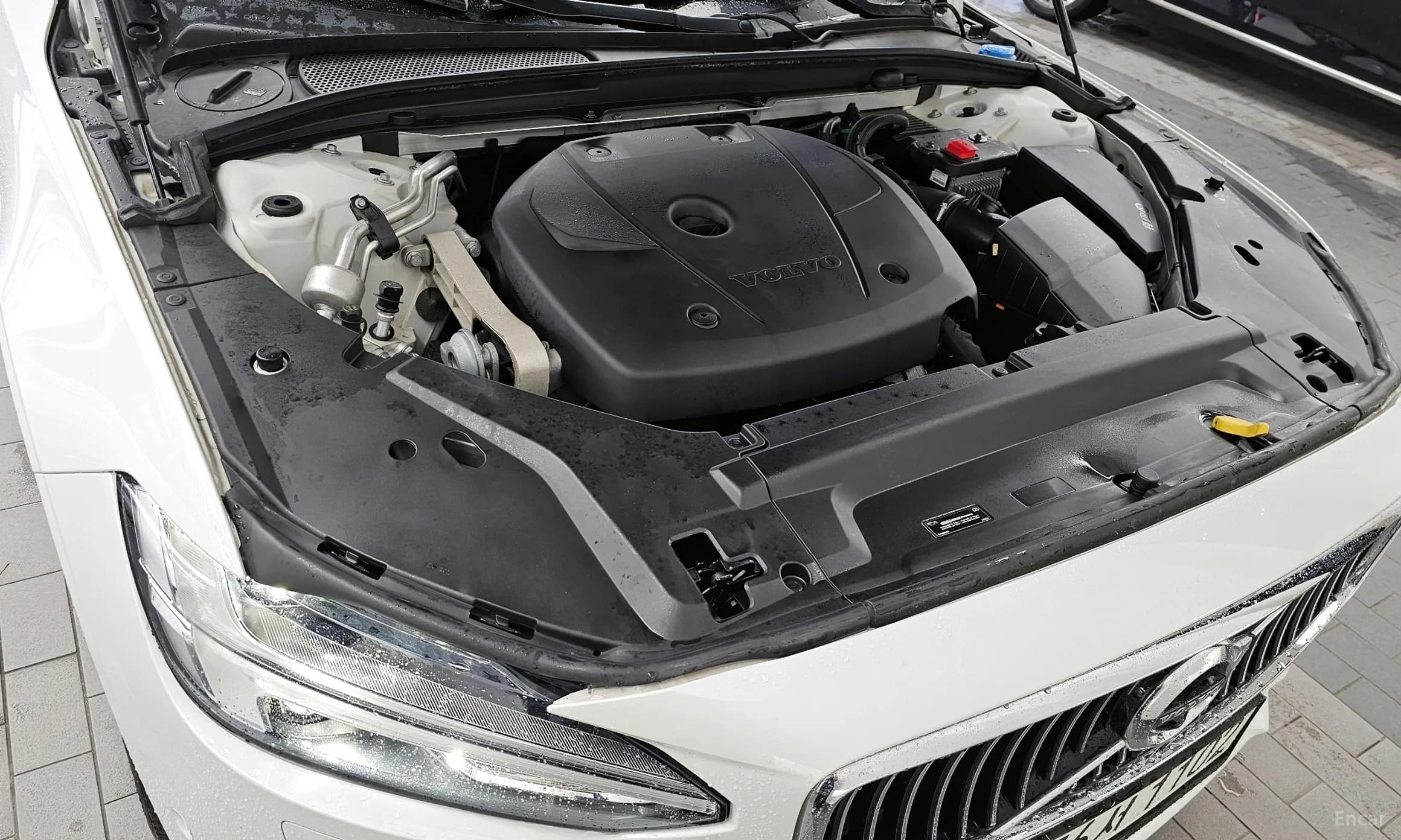 S90