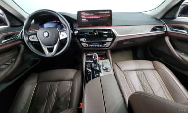 5 Series (G30)