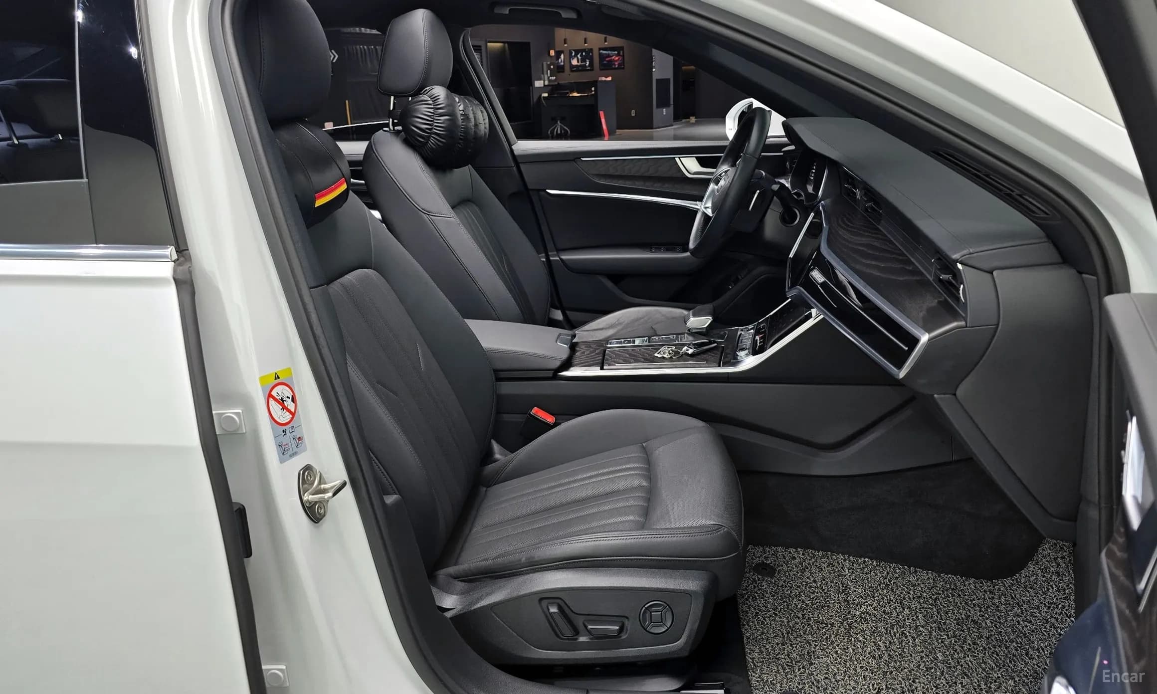 A6 (C8)