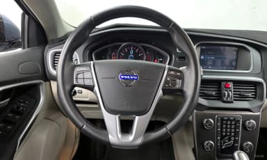 V40