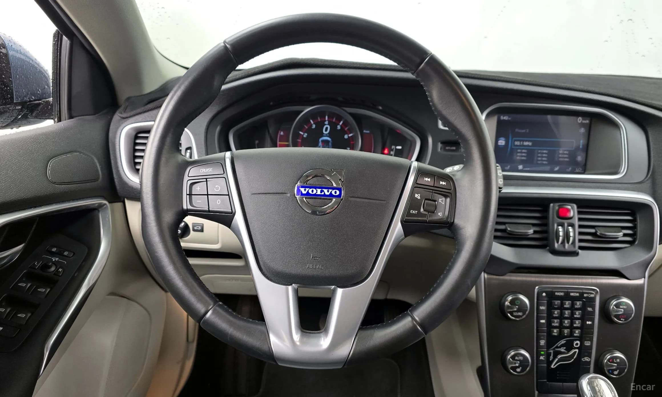 V40
