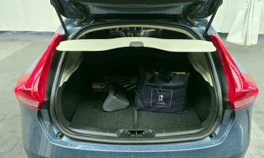 V40