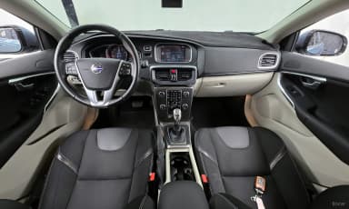 V40