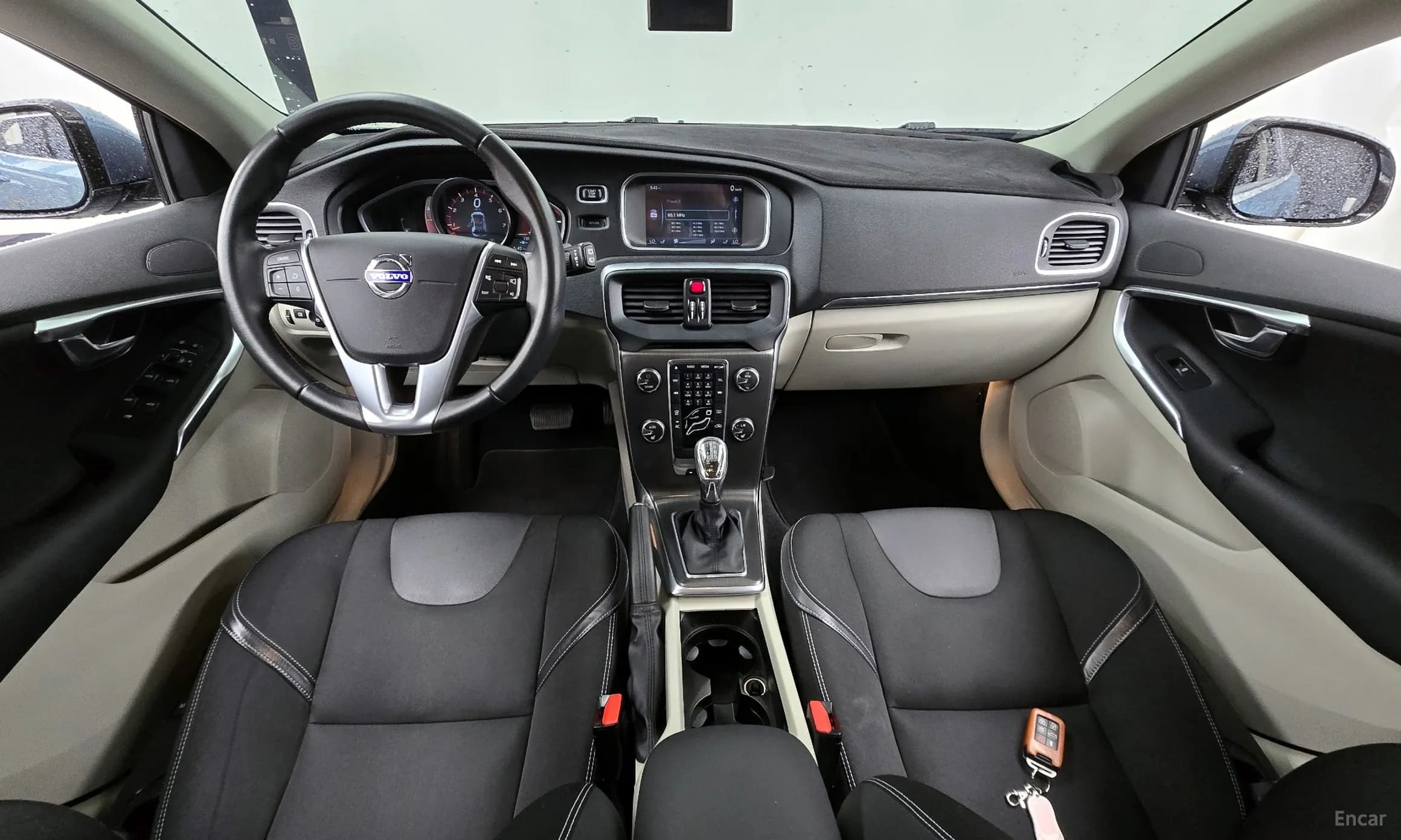 V40