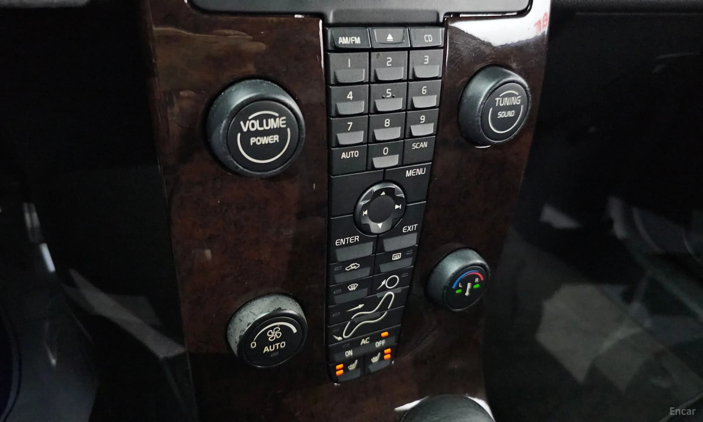 S40