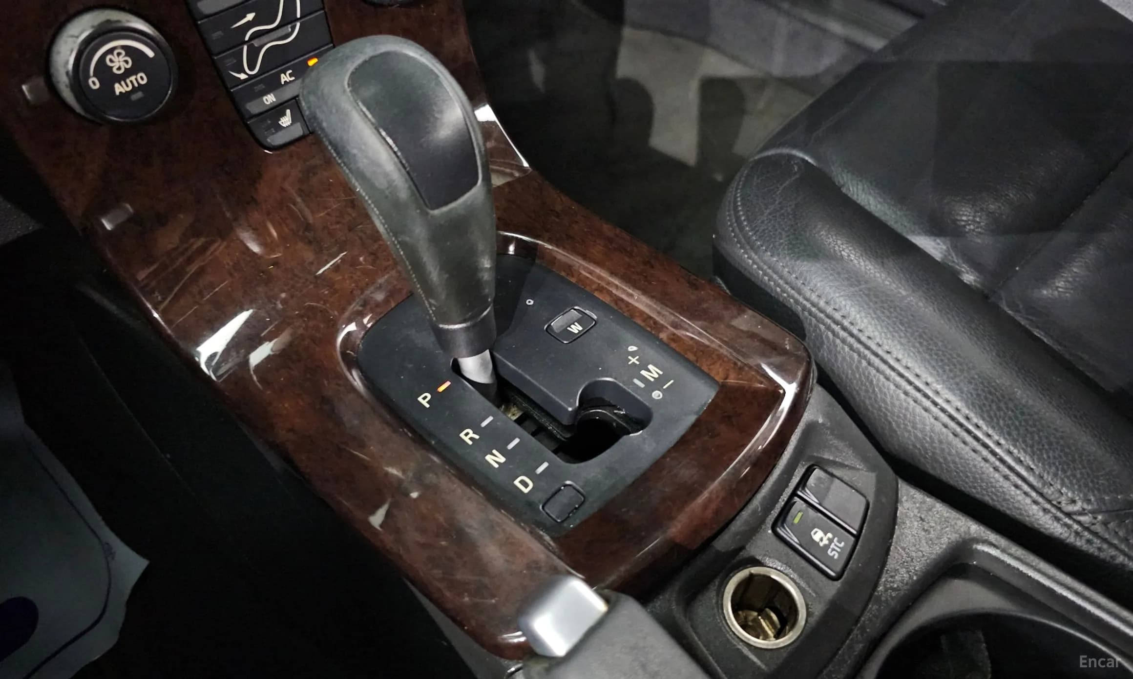 S40