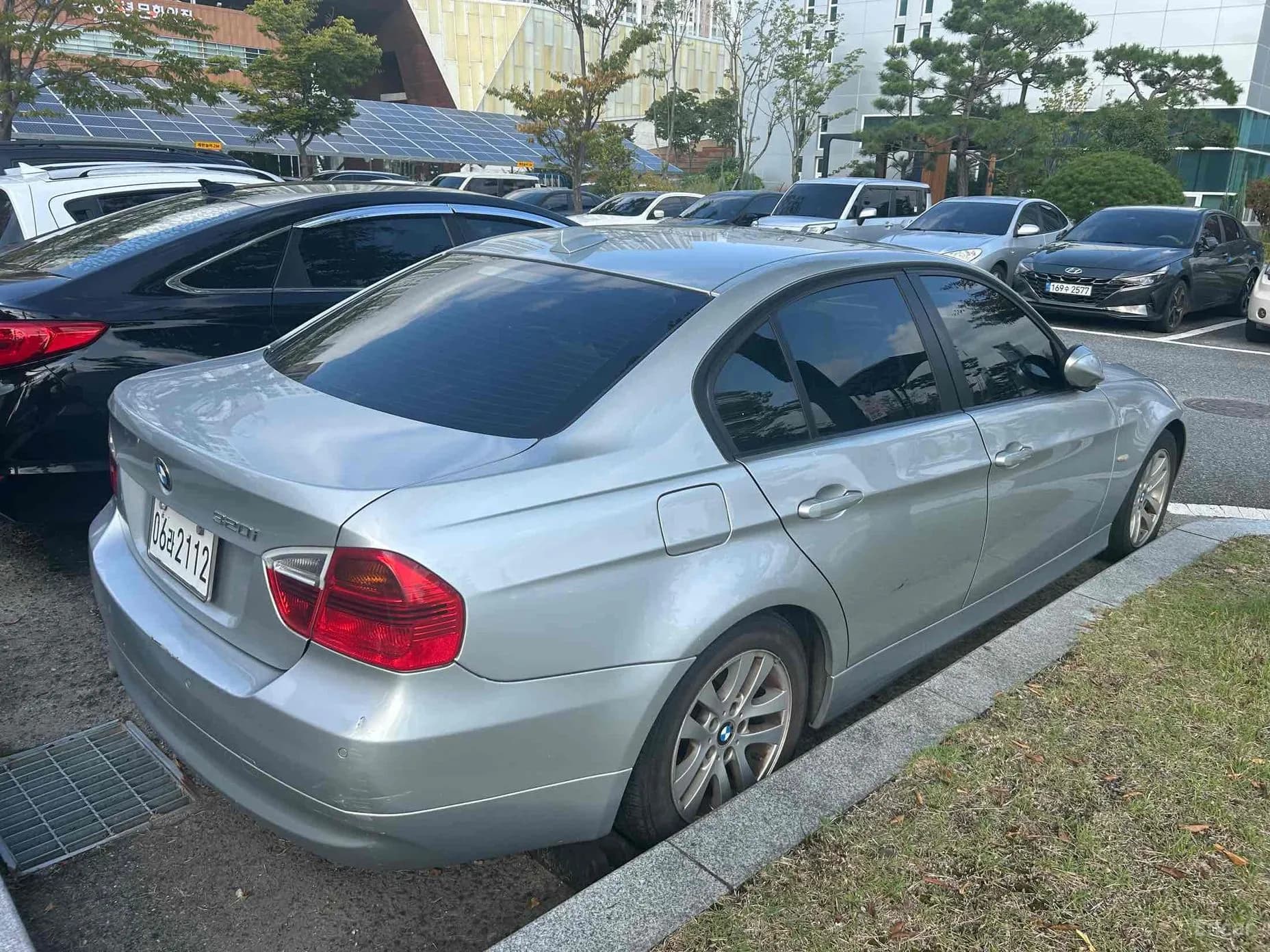 3 Series (E90)