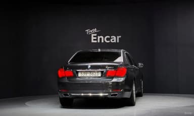 7 Series (F01)