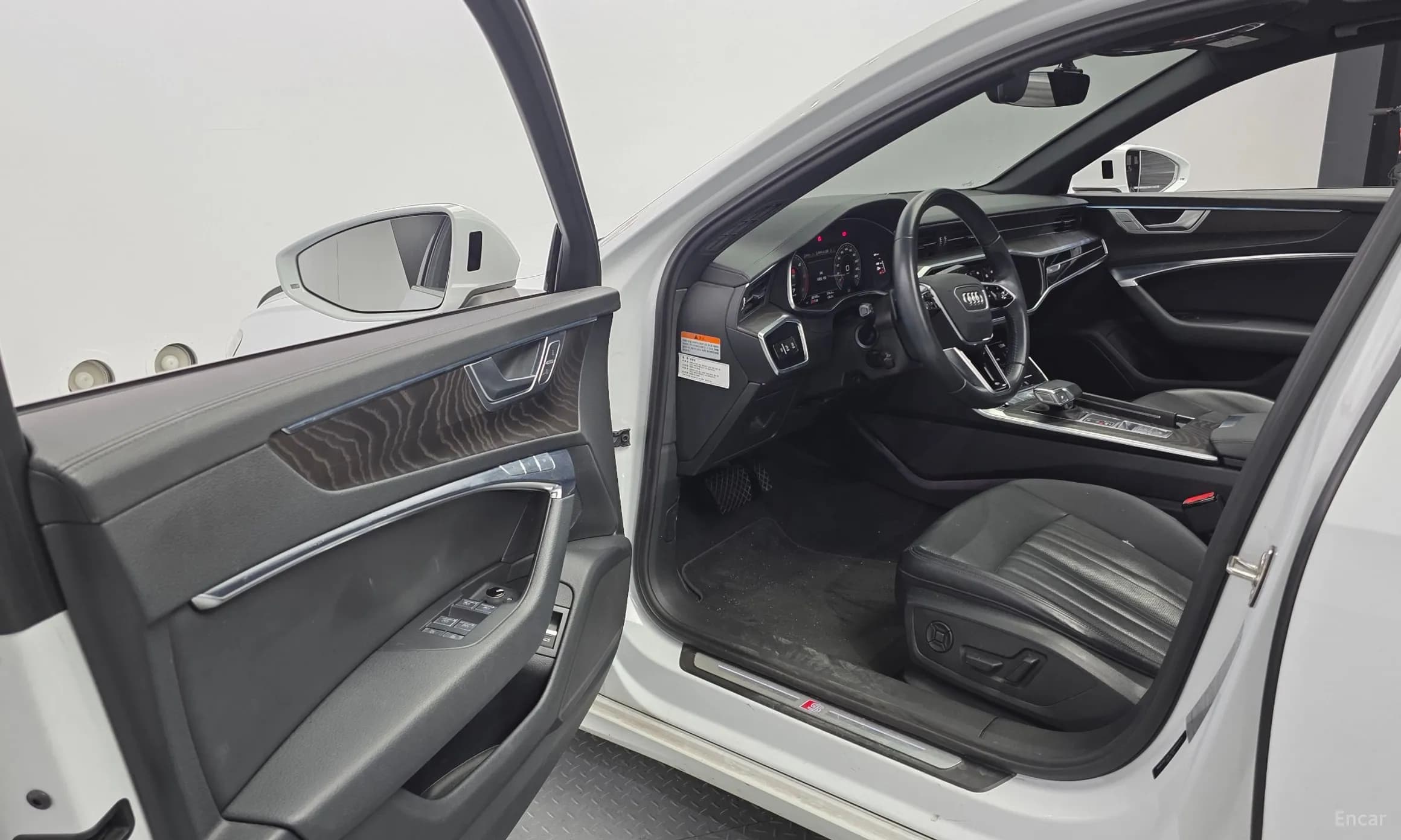 A6 (C8)