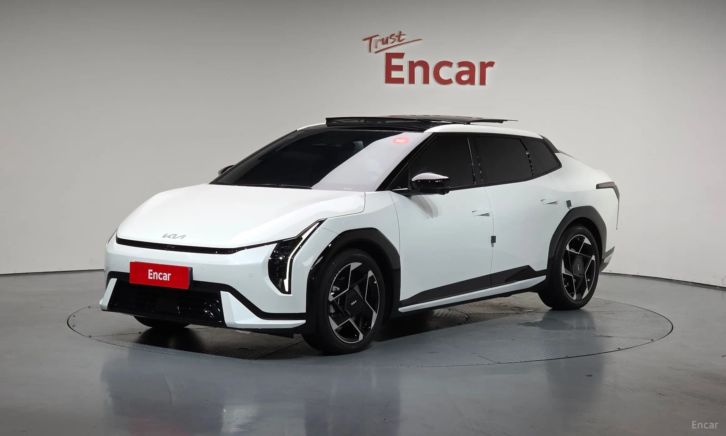 EV4