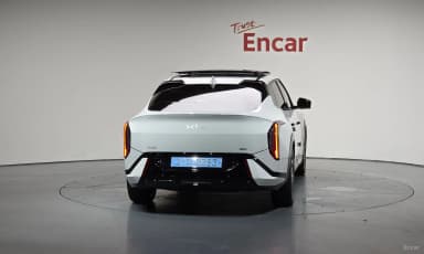 EV4