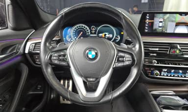 5 Series (G30)