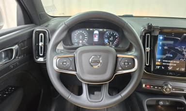 XC40