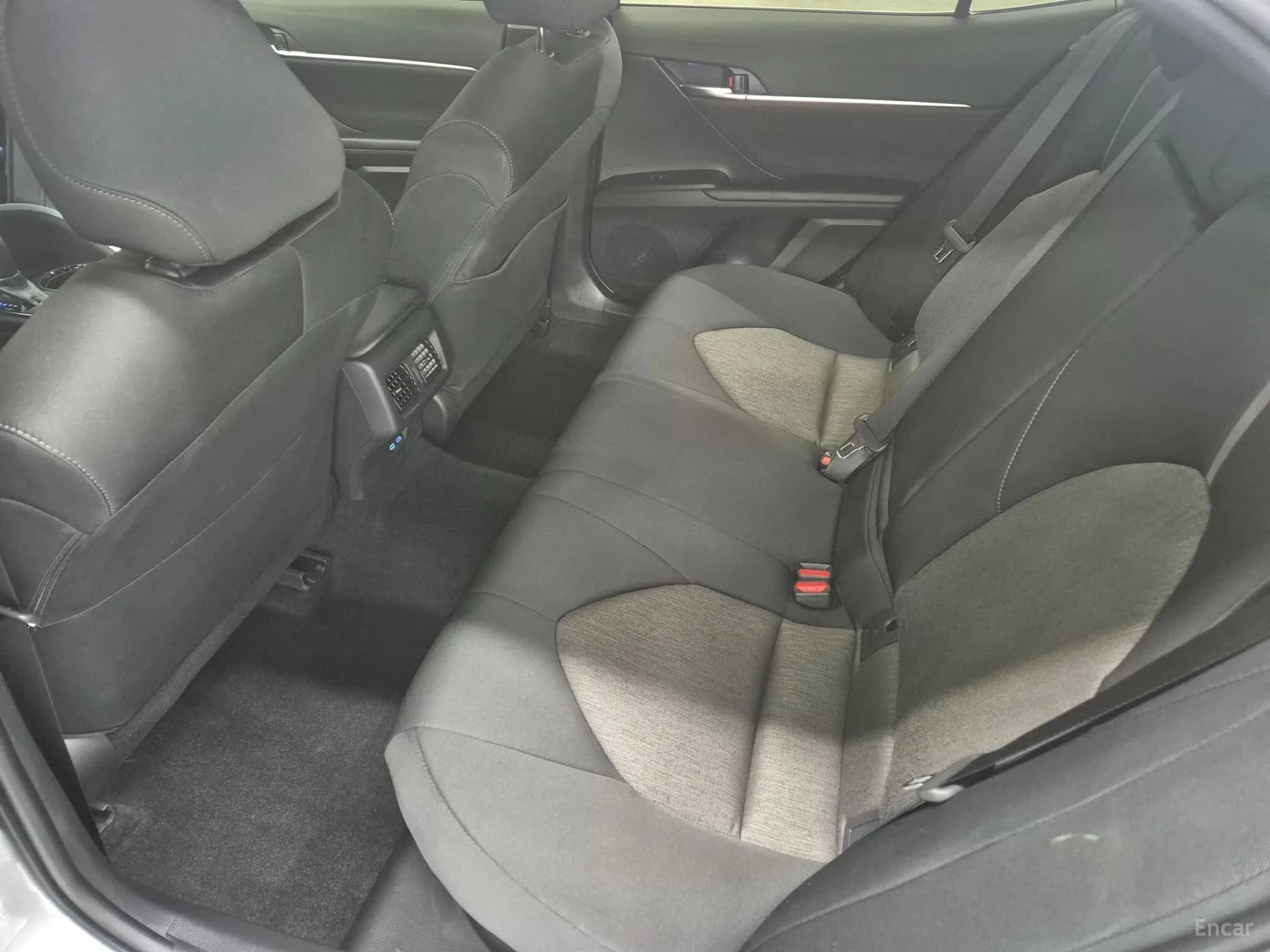 Camry (XV70)