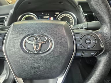 Camry (XV70)