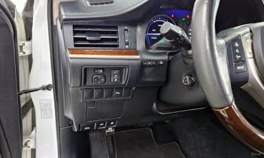 New ES300h