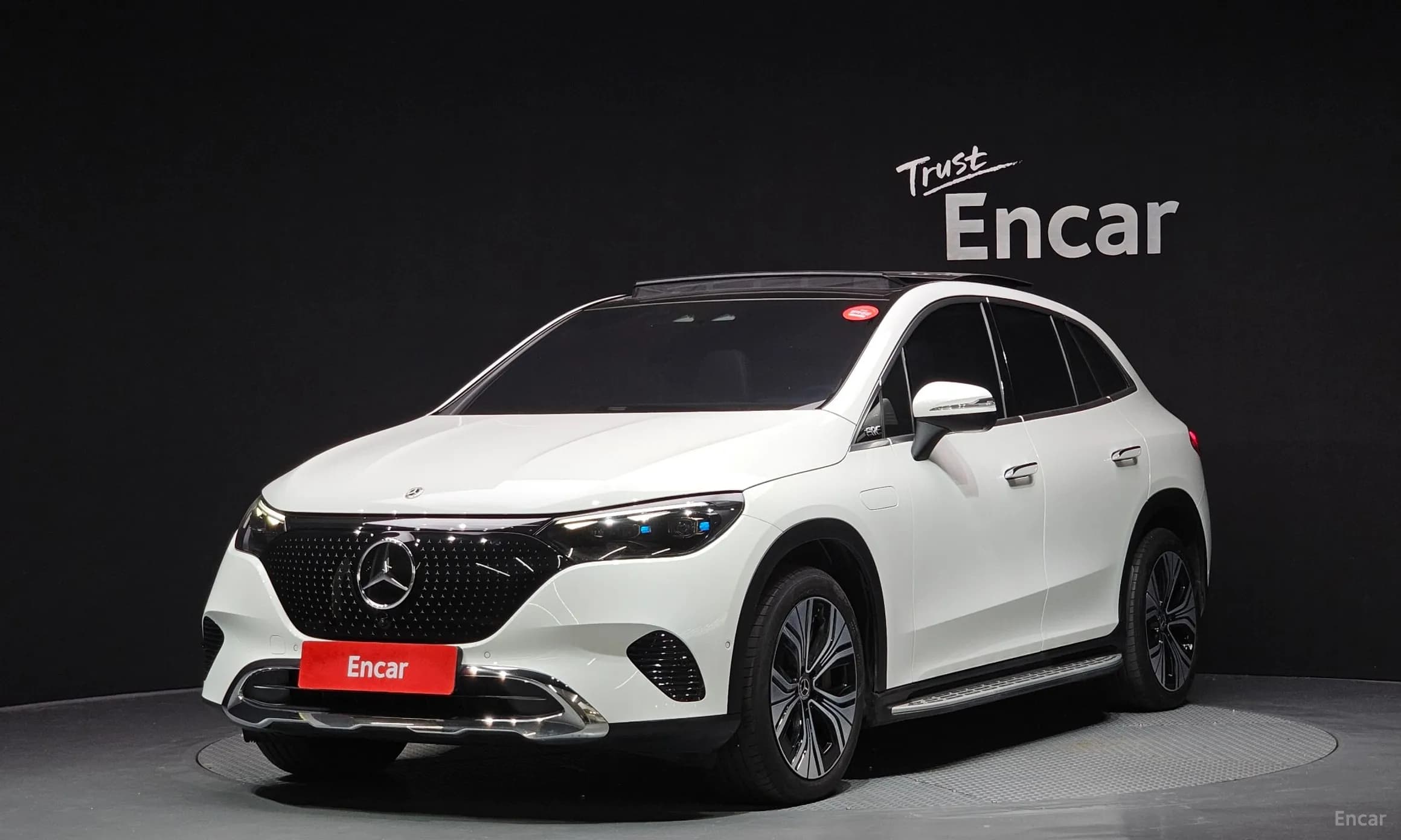 EQE SUV X294