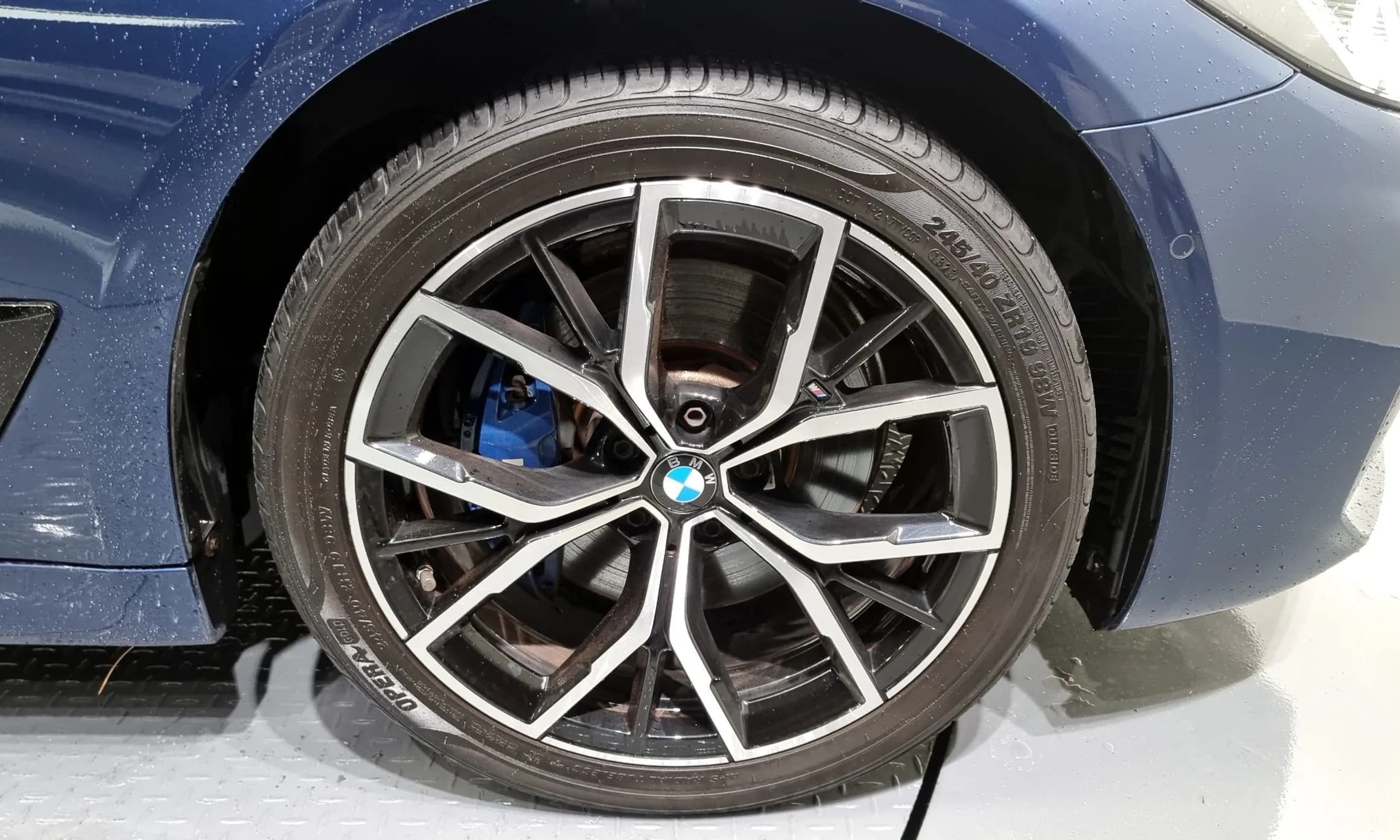 5 Series (G30)