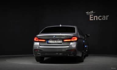 5 Series (G30)