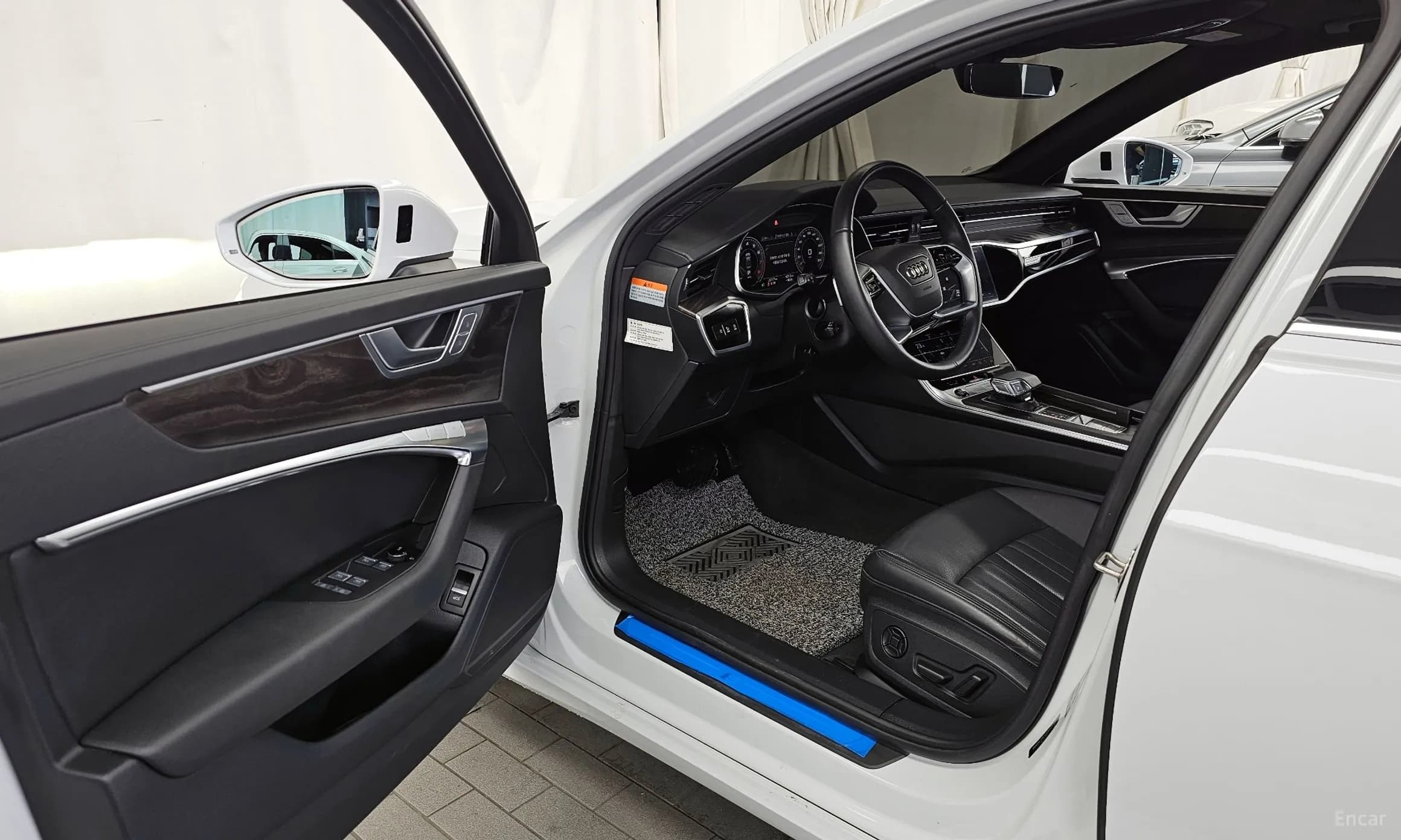 A6 (C8)
