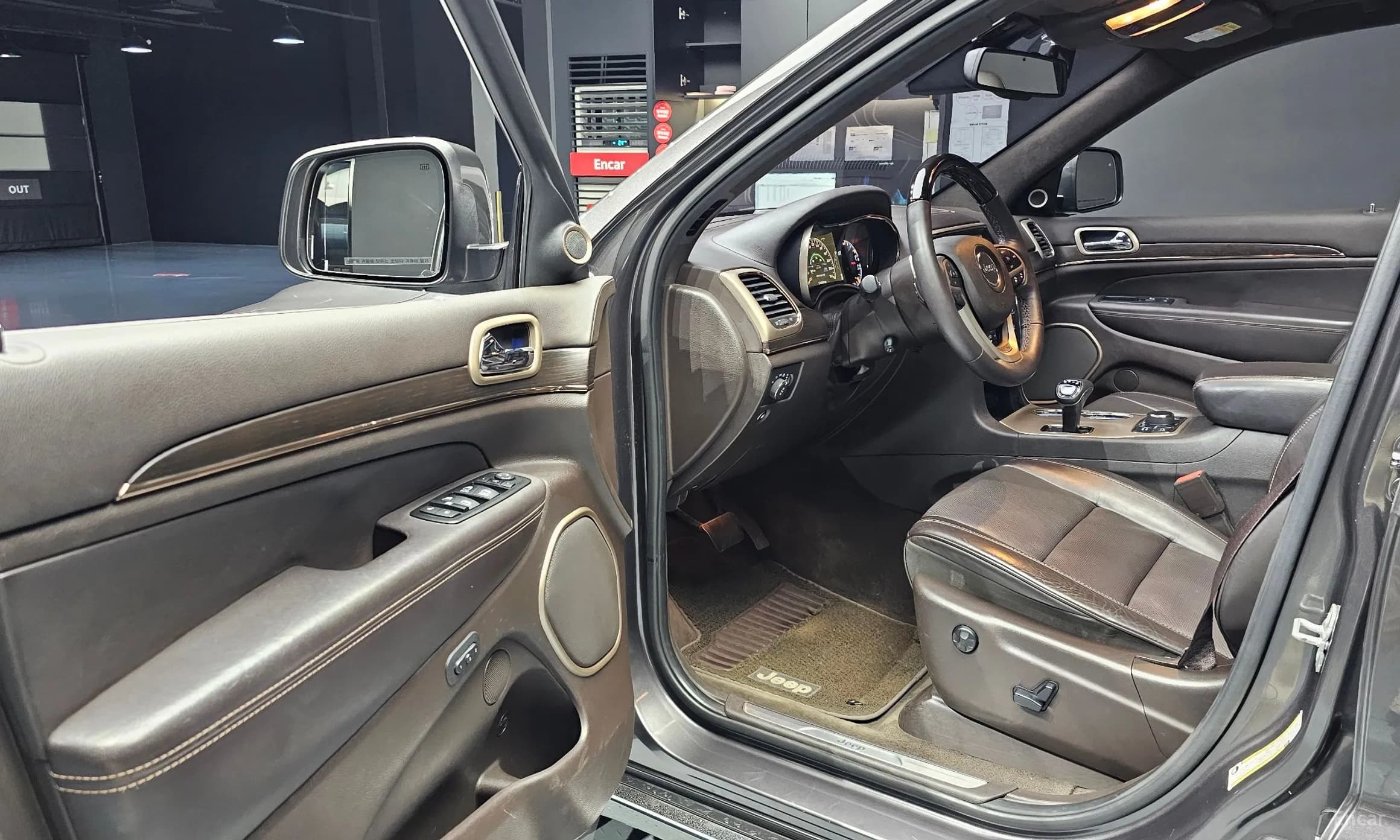Grand Cherokee