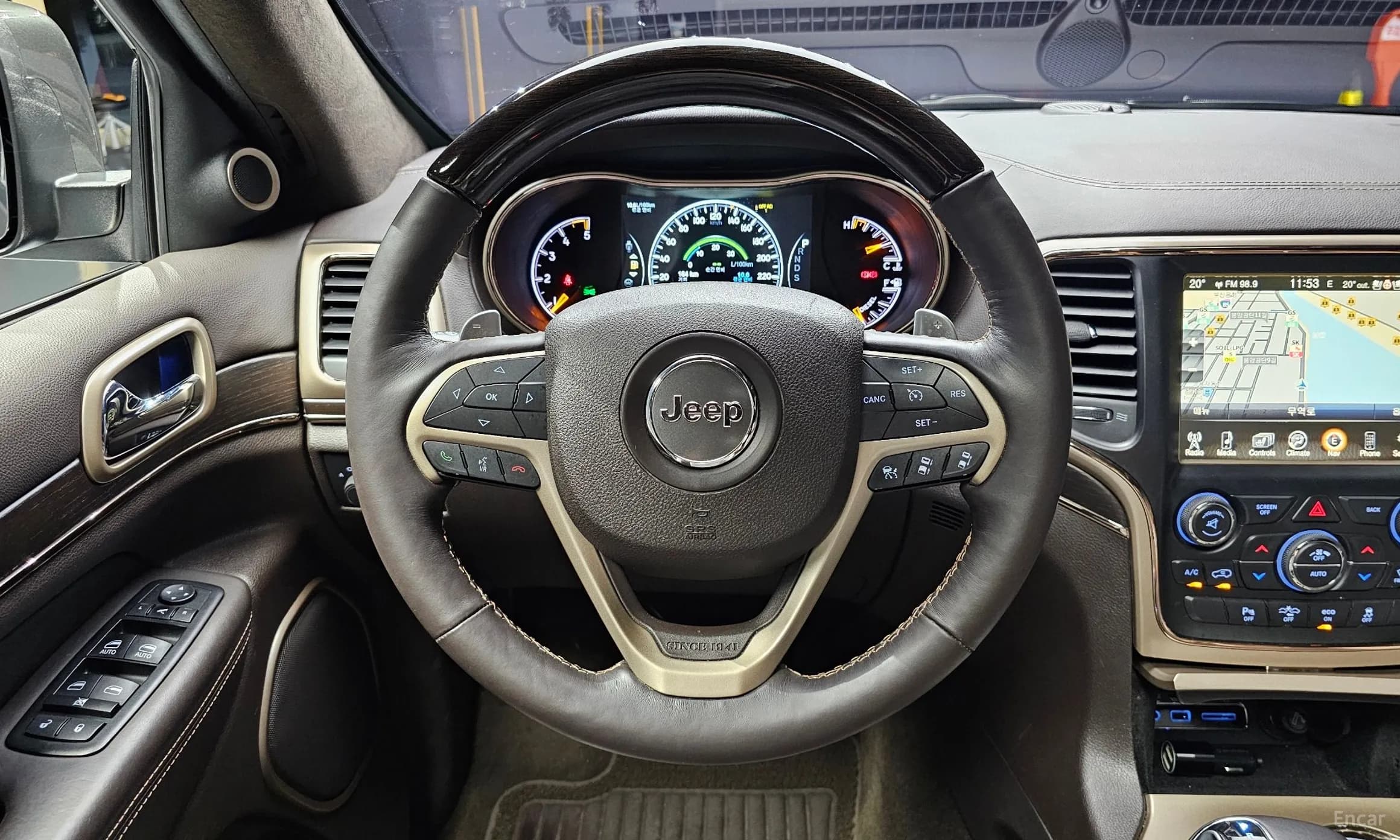 Grand Cherokee