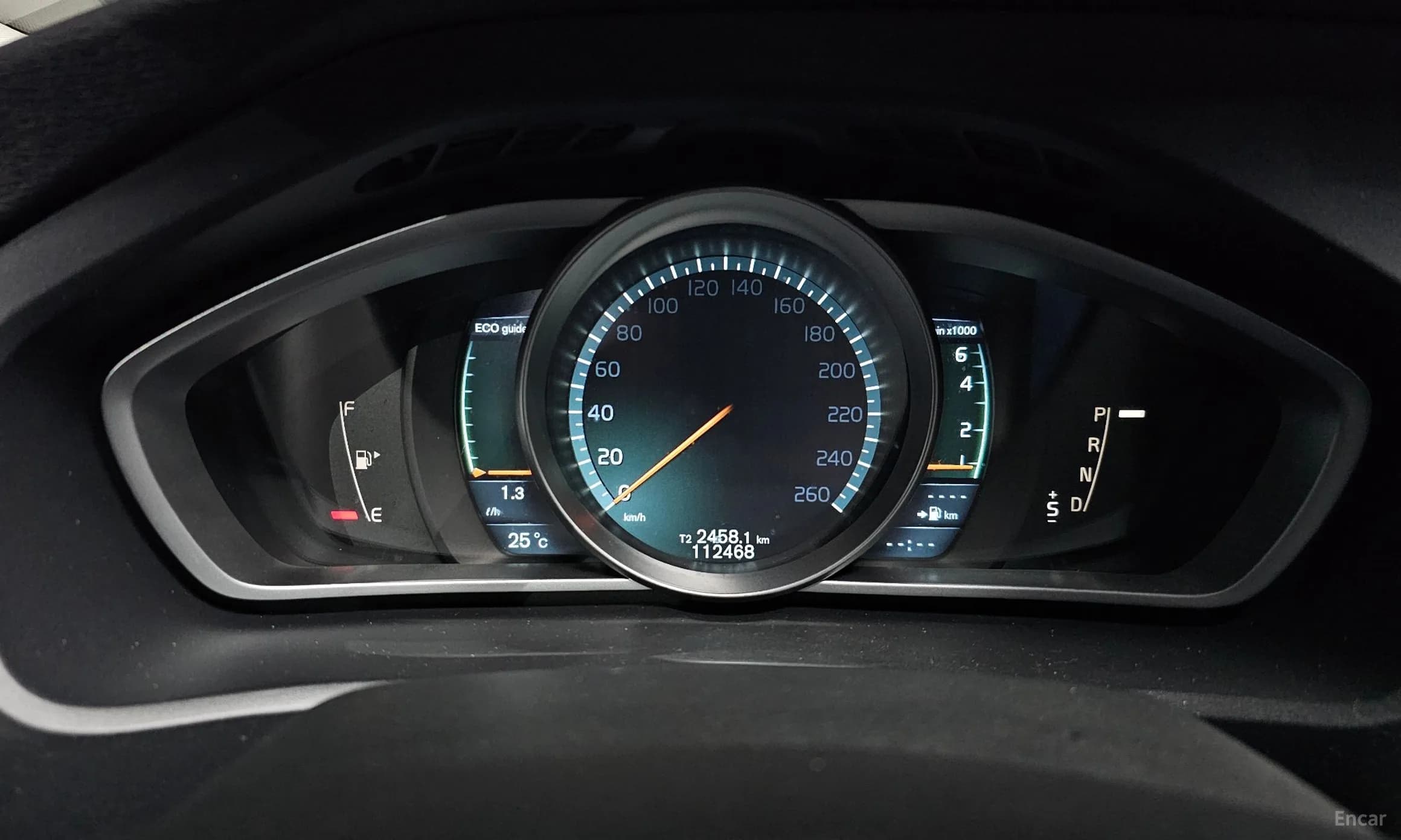 V40 Cross Country
