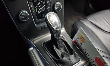 V40 Cross Country
