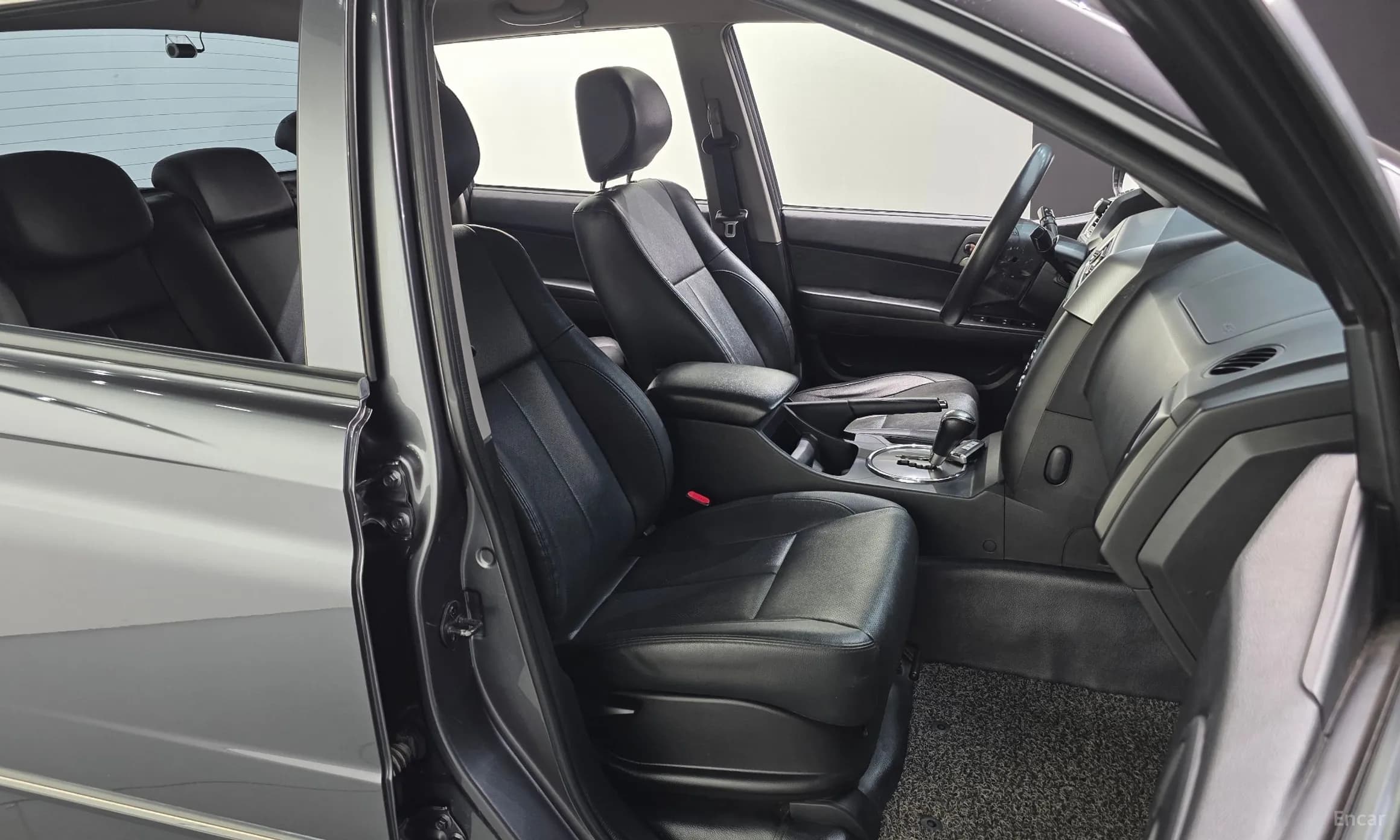 Korando Sports