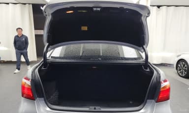 LS600hL