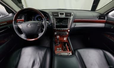 LS600hL
