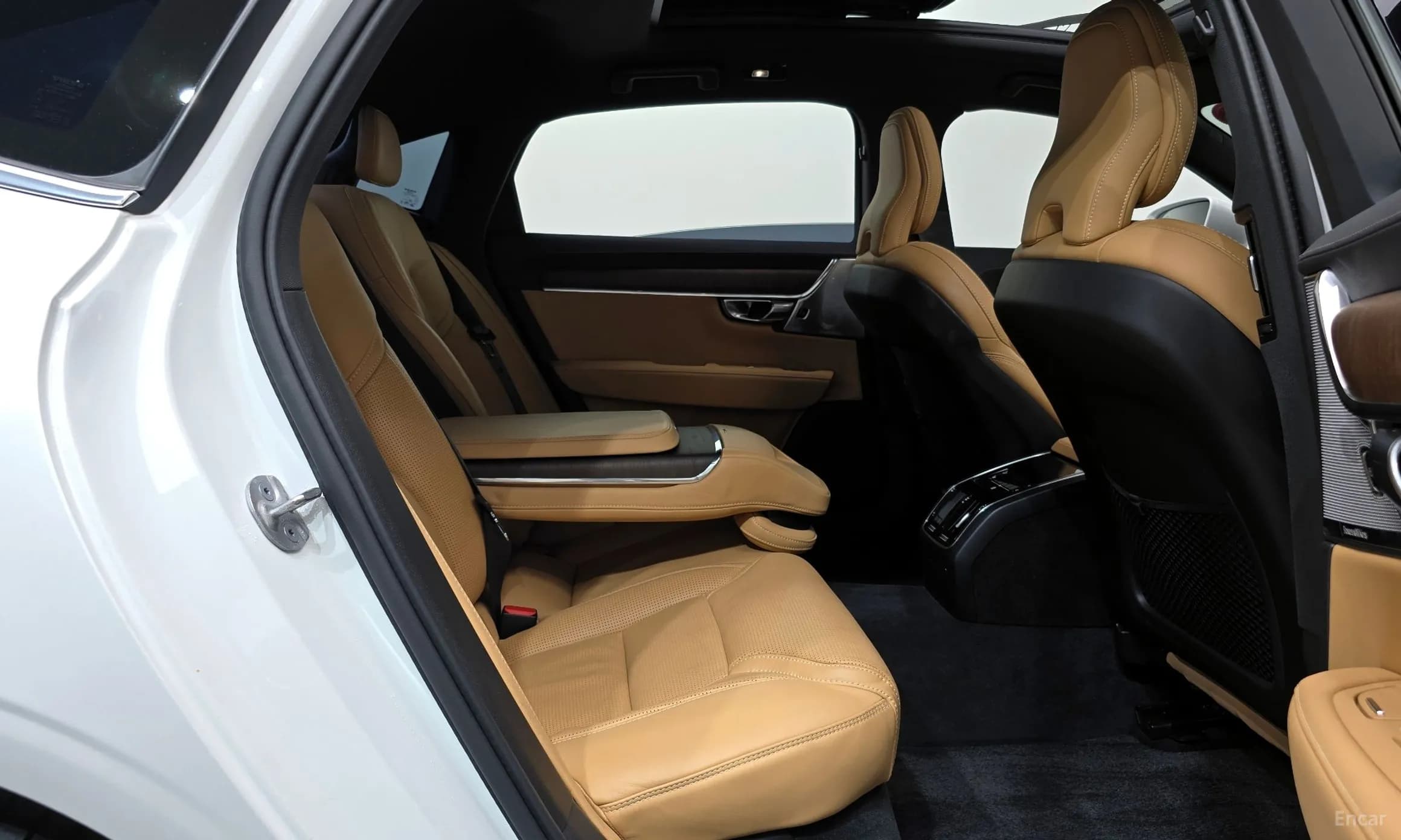 S90