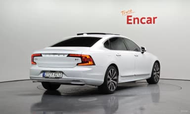 S90
