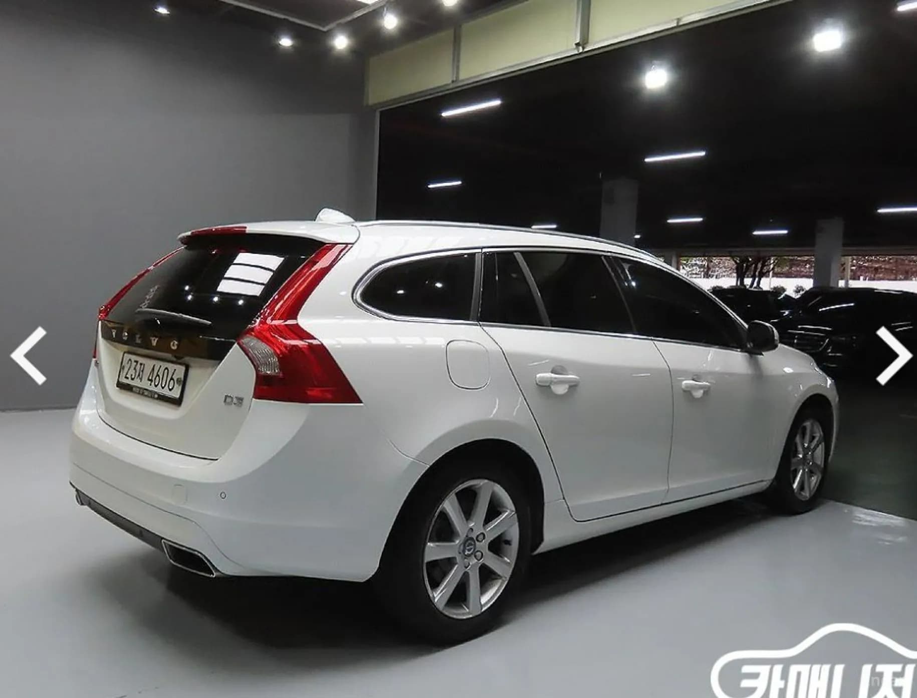 V60