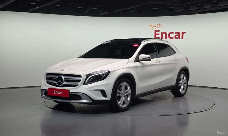 GLA-Class X156